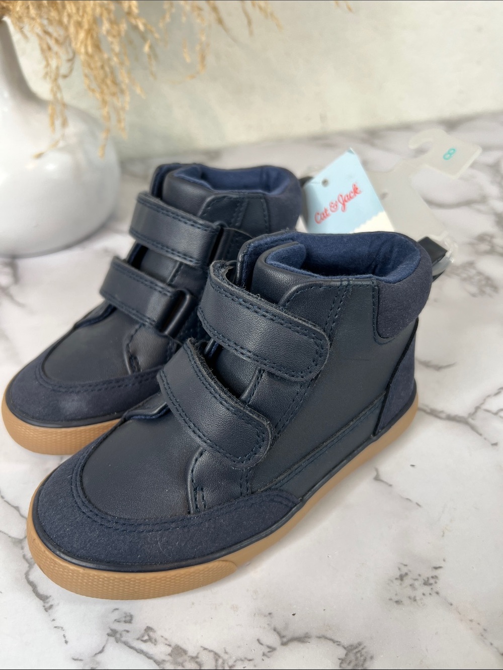 Cat & Jack- Sneakers shoes Size 8
